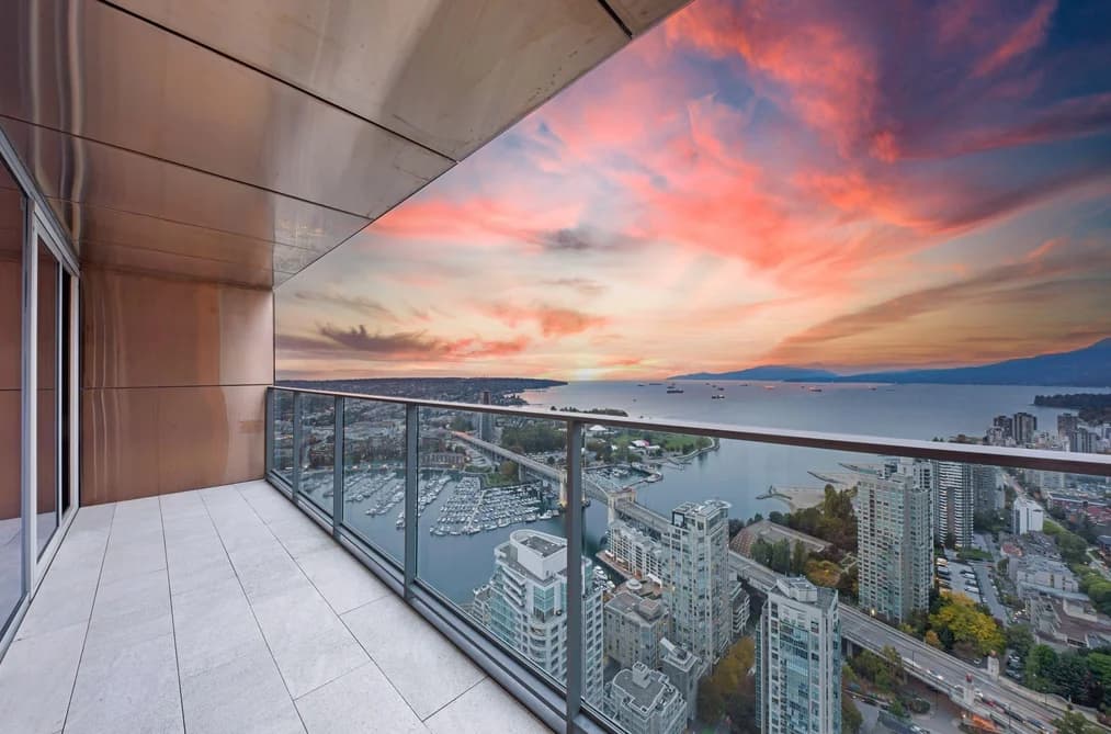 5702 1480 HOWE STREET, Vancouver, BC — Residential for Sale - Main Photo