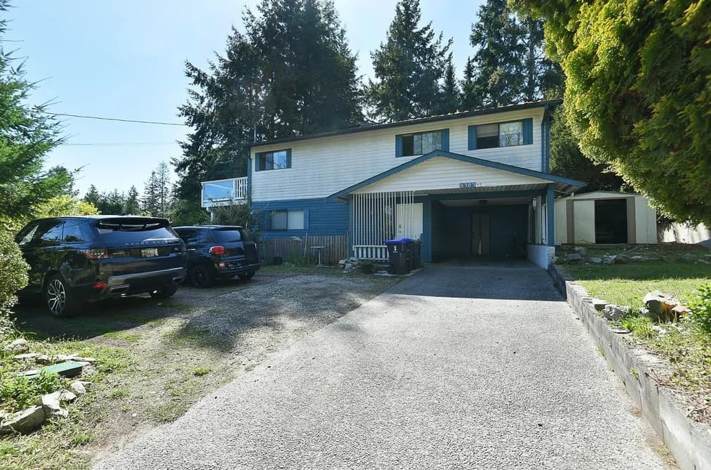 5727 TRAIL AVENUE, Sechelt, BC — Residential for Sale - Main Photo