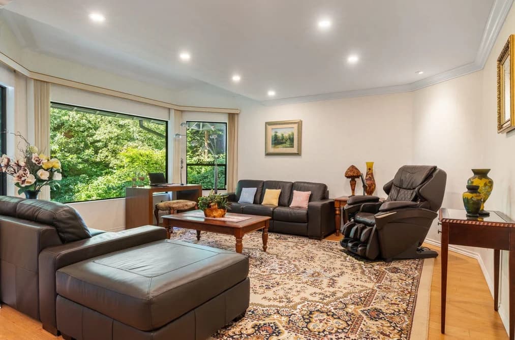 5729 OWL COURT, North Vancouver, BC — Residential for Sale - Photo 2