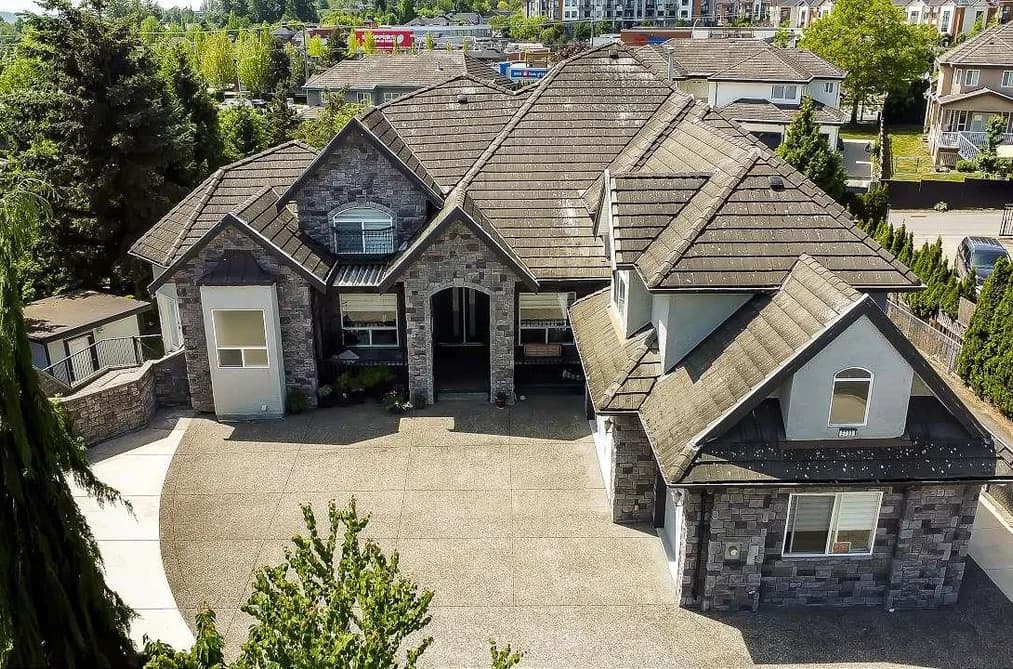 5733 W KETTLE CRESCENT, Surrey, BC — Residential for Sale - Main Photo