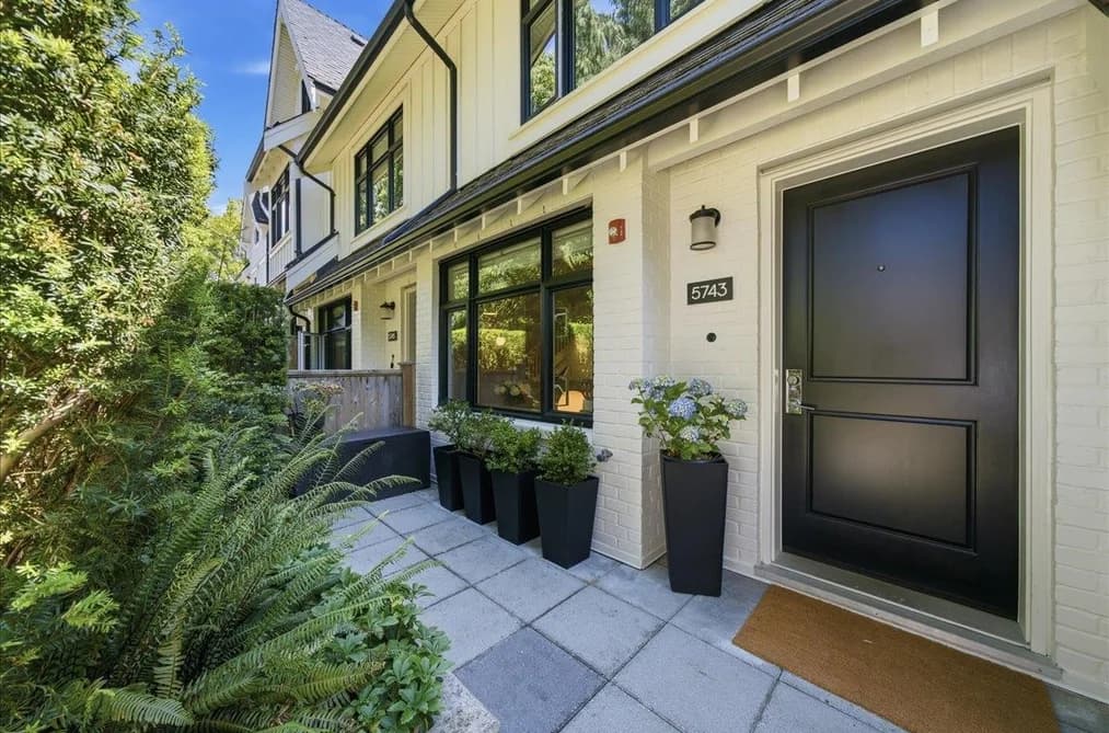 5743 ST GEORGE STREET, Vancouver, BC — Residential for Sale - Photo 2