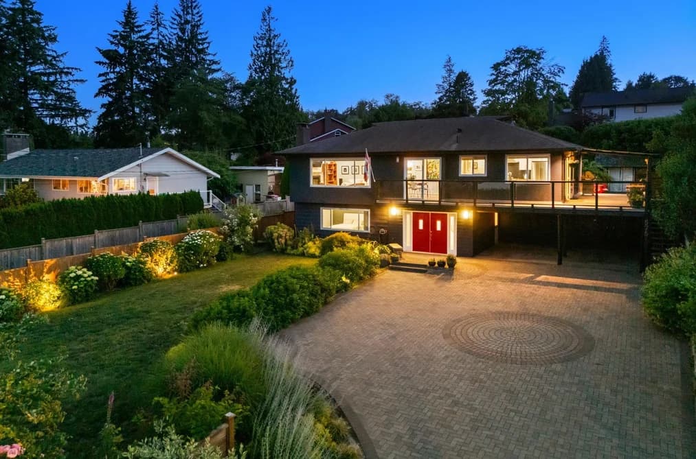 575 N DOLLARTON HIGHWAY, North Vancouver, BC — Residential for Sale - Main Photo