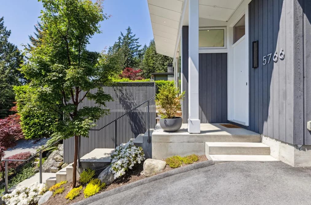 5766 CRANLEY DRIVE, West Vancouver, BC — Residential for Sale - Main Photo