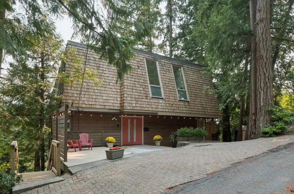 5781 CRANLEY DRIVE, West Vancouver, BC — Residential for Sale - Main Photo