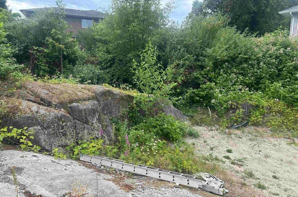 5785 TRAIL AVENUE, Sechelt, BC — Land for Sale - Photo 2