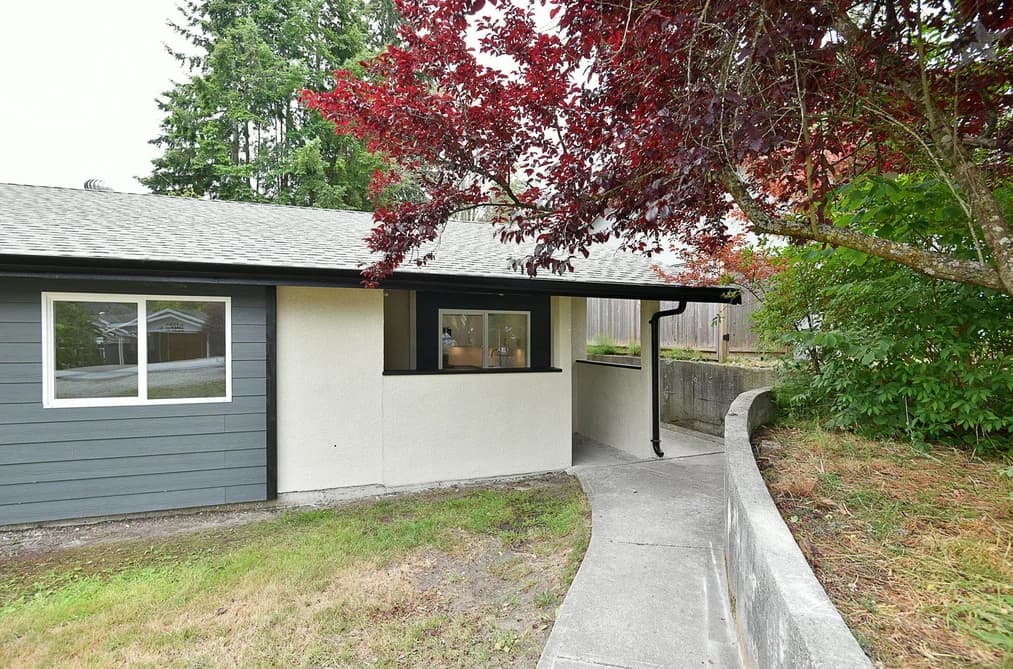 5787 EBBTIDE STREET, Sechelt, BC — Residential for Sale - Photo 2