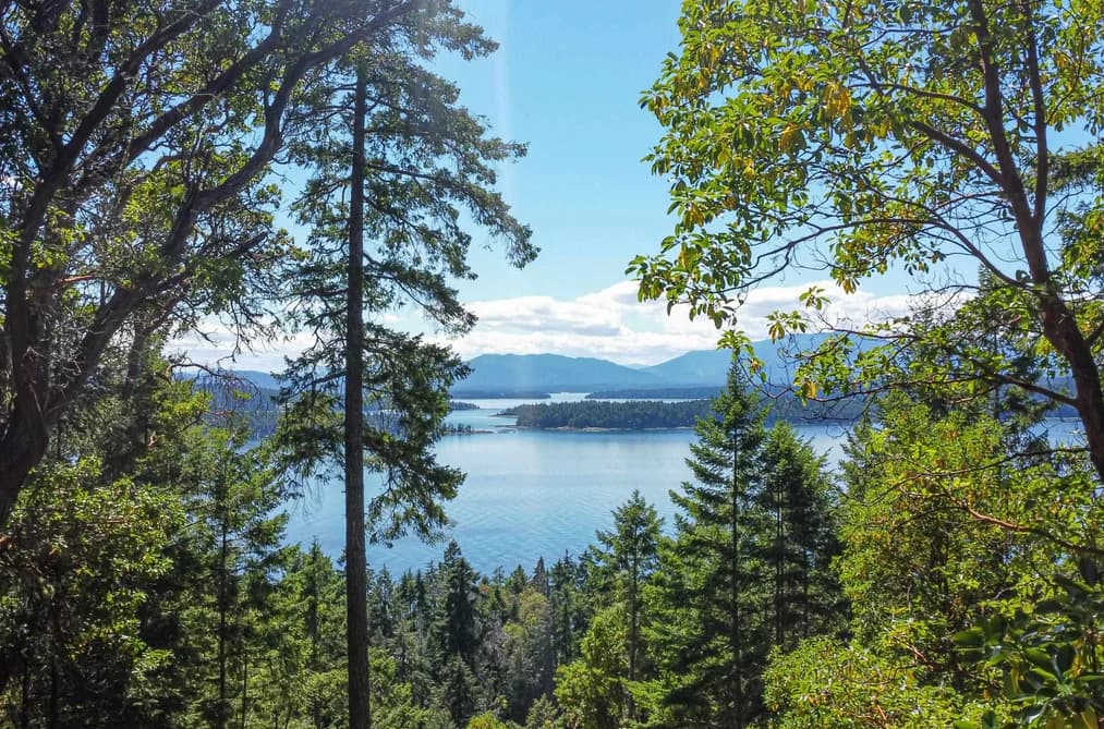 580 340 MANASTEE ROAD, Galiano Island, BC — Residential for Sale - Main Photo