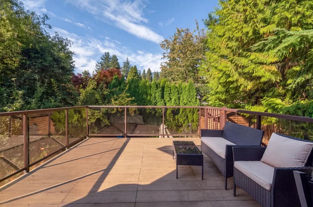 580 W 29TH STREET, North Vancouver, BC — Residential for Sale - Photo 2