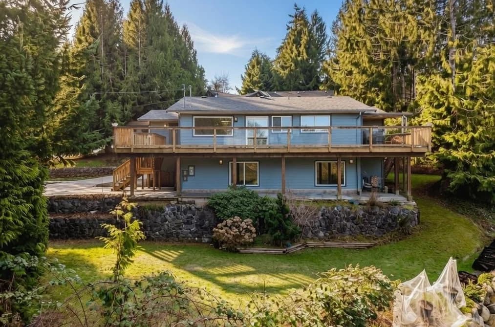 5808 SKOOKUMCHUK ROAD, Sechelt, BC — Residential for Sale - Photo 2