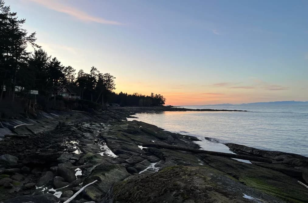 581 BAYVIEW DRIVE, Mayne Island, BC — Residential for Sale - Photo 2