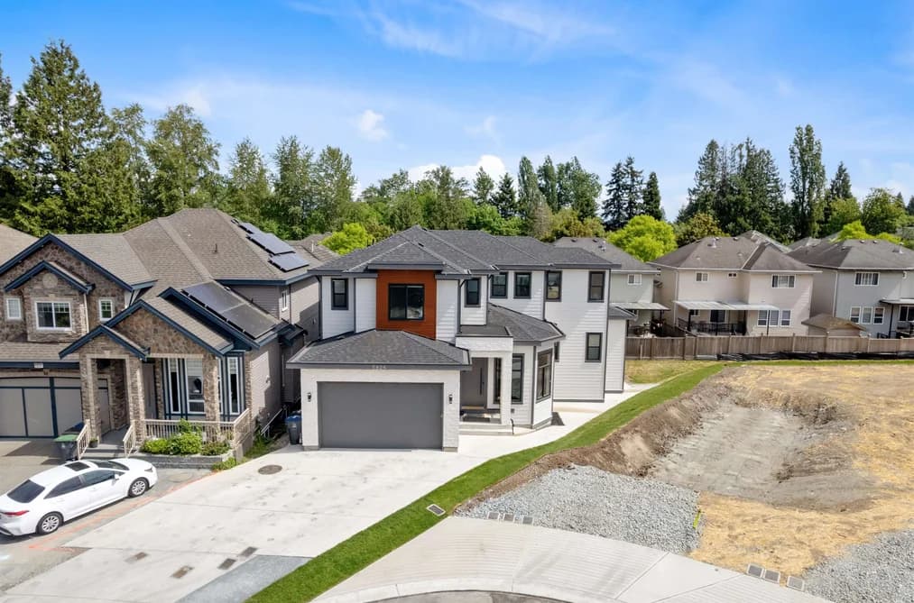 5826 138 STREET, Surrey, BC — Residential for Sale - Photo 2