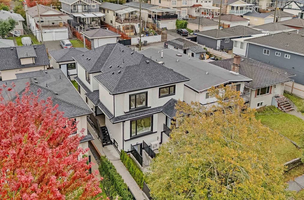 583 E 60TH AVENUE, Vancouver, BC — Residential for Sale - Main Photo
