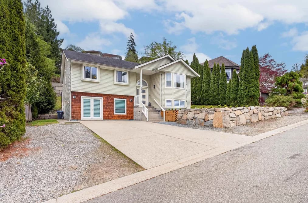 House for sale at 5830 Heron Place Sechelt British Columbia - MLS: R3143428
