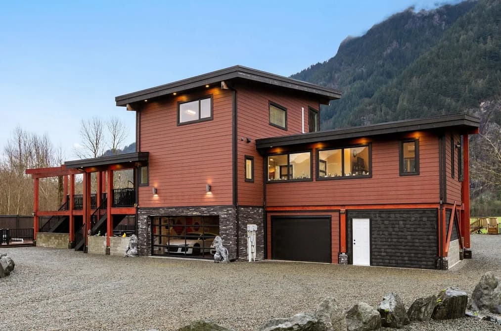 58560 TRANS CANADA HIGHWAY, Laidlaw, BC — Residential for Sale - Photo 2