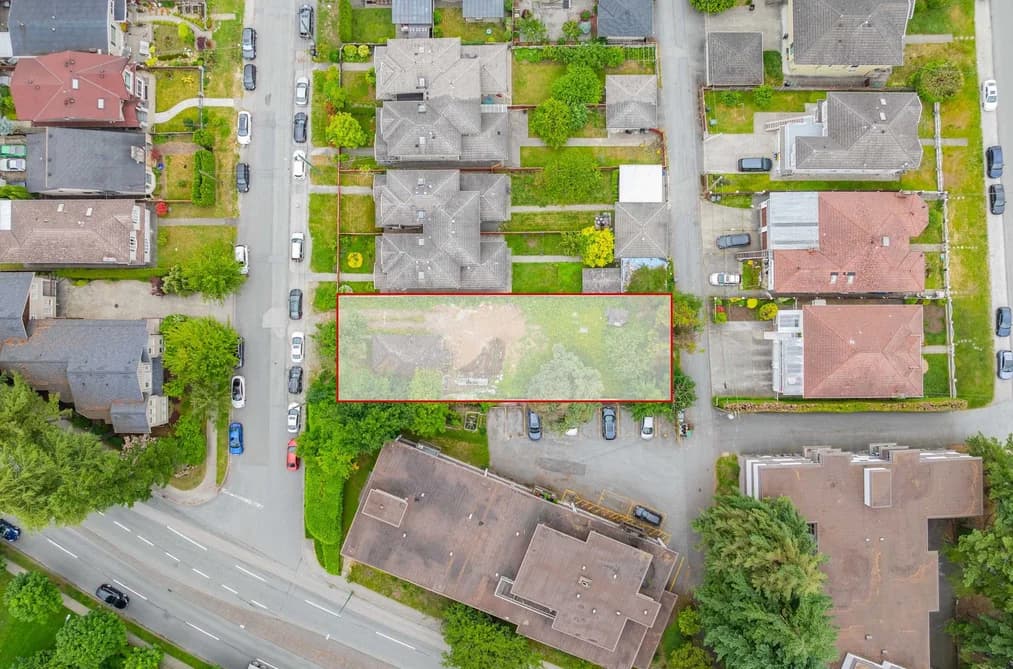 5864 PIONEER AVENUE, Burnaby, BC — Residential for Sale - Main Photo