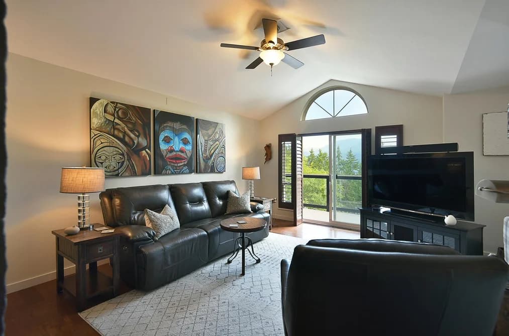 5866D TURNSTONE CRESCENT, Sechelt, BC — Residential for Sale - Main Photo