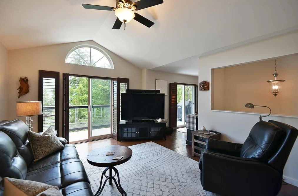 5866D TURNSTONE CRESCENT, Sechelt, BC — Residential for Sale - Photo 2