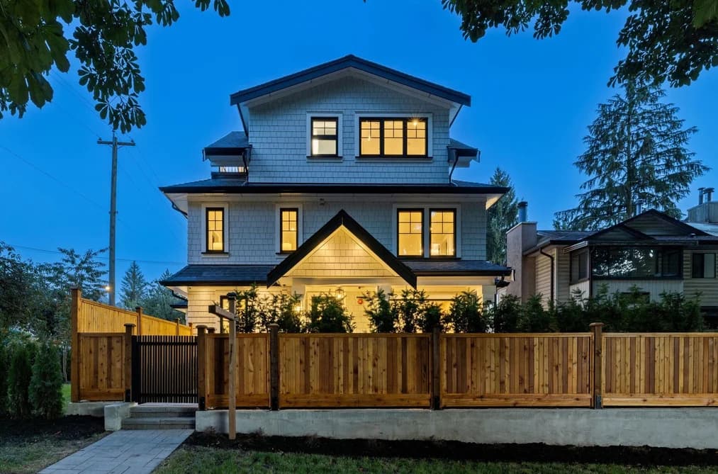 588 E 10TH AVENUE, Vancouver, BC — Residential for Sale - Main Photo