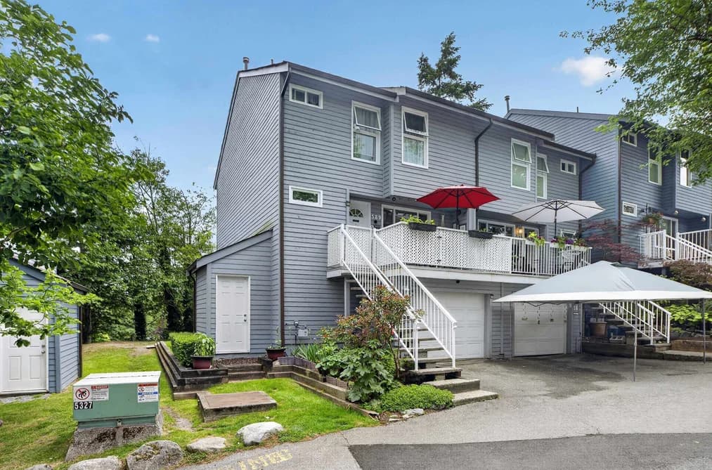 589 CARLSEN PLACE, Port Moody, BC — Residential for Sale - Photo 2