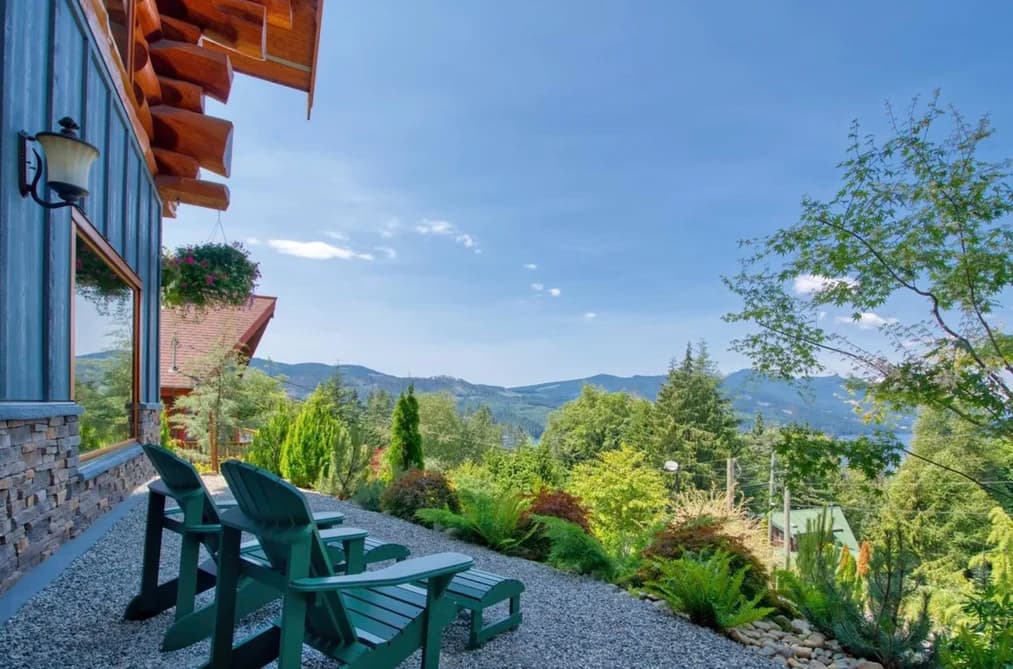 5895 SKOOKUMCHUK ROAD, Sechelt, BC — Residential for Sale - Photo 2