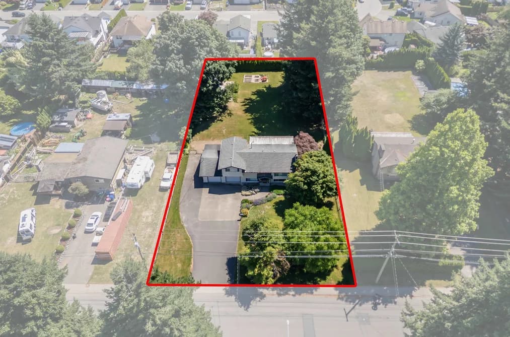 5896 CARTER ROAD, Chilliwack, BC — Residential for Sale - Main Photo