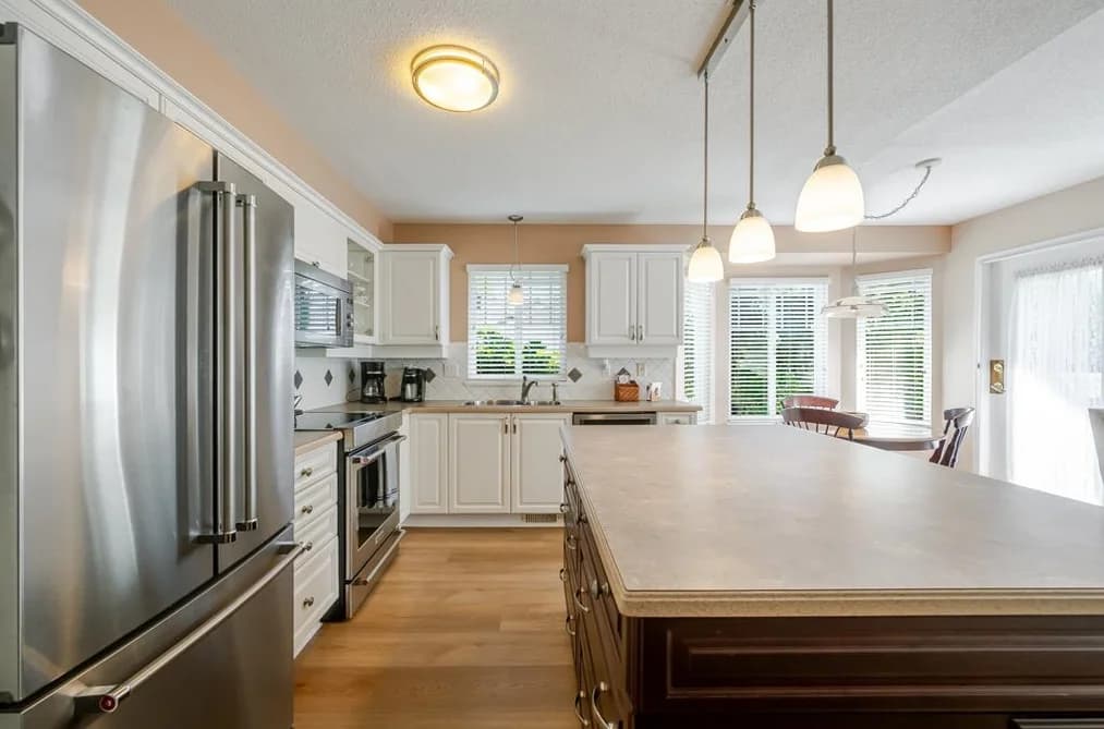 59 6488 168 STREET, Surrey, BC — Residential for Sale - Photo 2