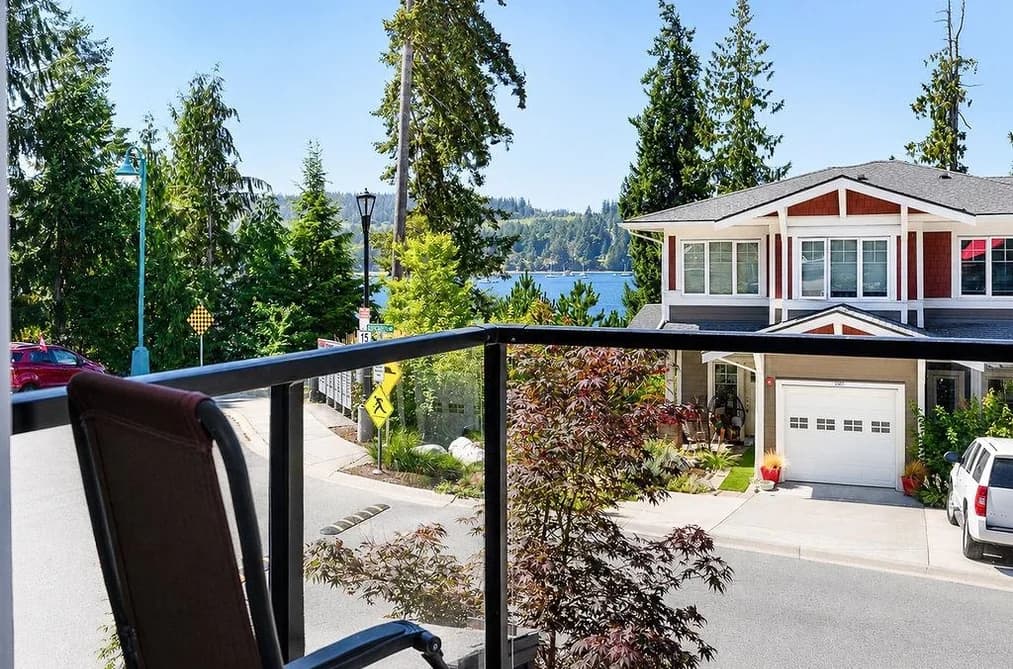 5902 BEACHGATE LANE, Sechelt, BC — Residential for Sale - Main Photo