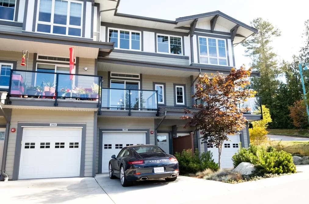 5902 BEACHGATE LANE, Sechelt, BC — Residential for Sale - Photo 2