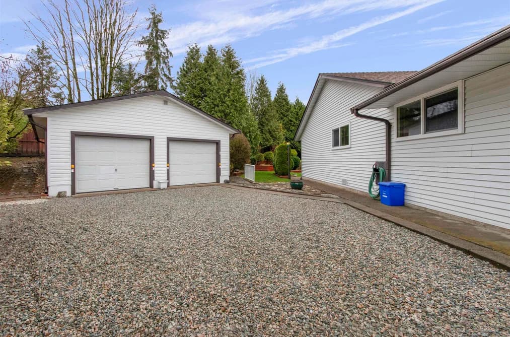 5917 KILDARE PLACE, Surrey, BC — Residential for Sale - Photo 2