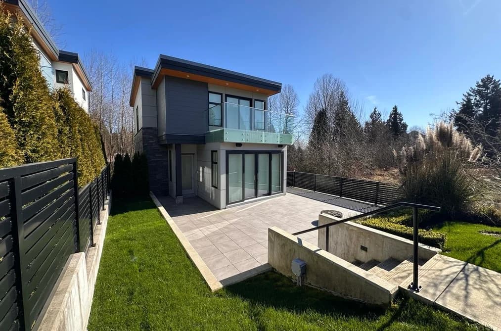 592 ARTHUR ERICKSON PLACE, West Vancouver, BC — Residential for Sale - Main Photo