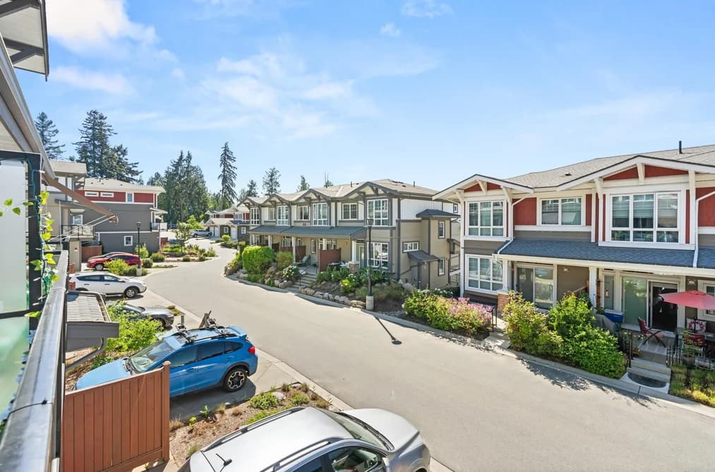 5934 OLDMILL LANE, Sechelt, BC — Residential for Sale - Photo 2