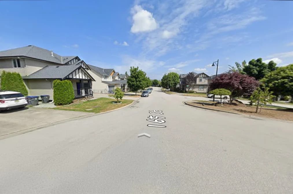 5949 E 165 STREET, Surrey, BC — Residential for Sale - Photo 2