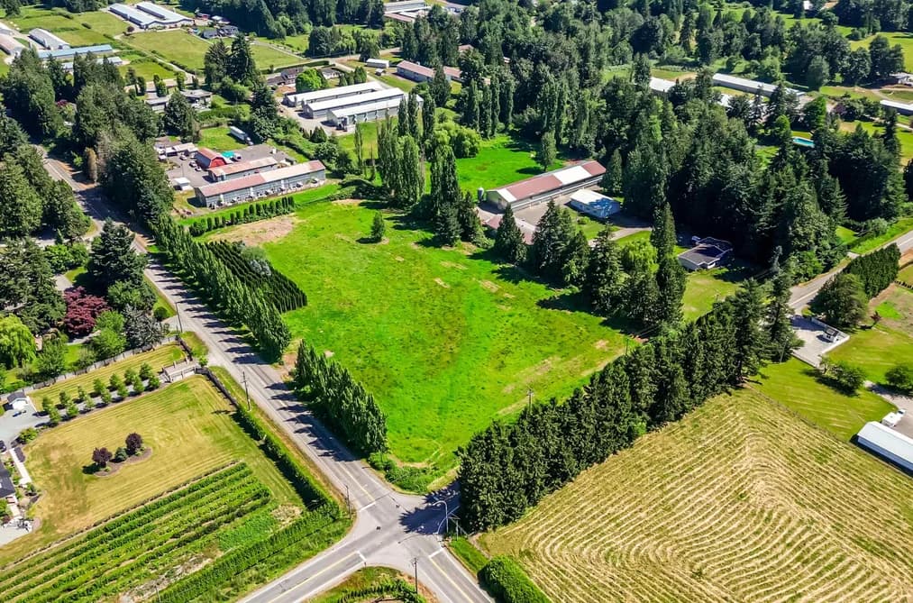 5950 BRADNER ROAD, Abbotsford, BC — Residential for Sale - Photo 2