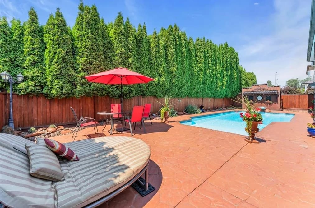5955 189A STREET, Surrey, BC — Residential for Sale - Photo 2