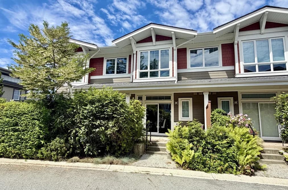 5956 BEACHGATE LANE, Sechelt, BC — Residential for Sale - Photo 2