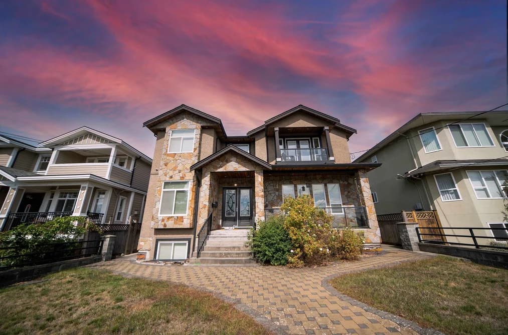 5957 MCKEE STREET, Burnaby, BC — Residential for Sale - Main Photo