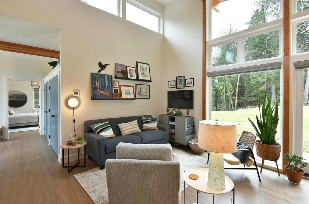 5961-5963 RIPPLE WAY, Sechelt, BC — Residential for Sale - Photo 2
