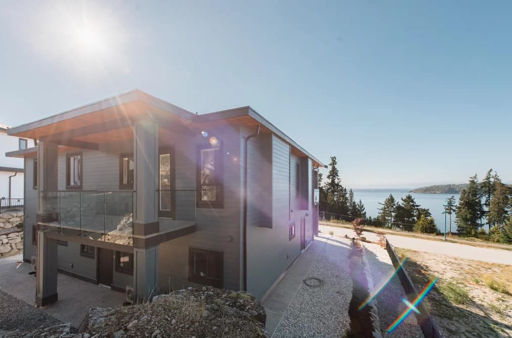 5972/74 BARNACLE STREET, Sechelt, BC — Residential for Sale - Main Photo