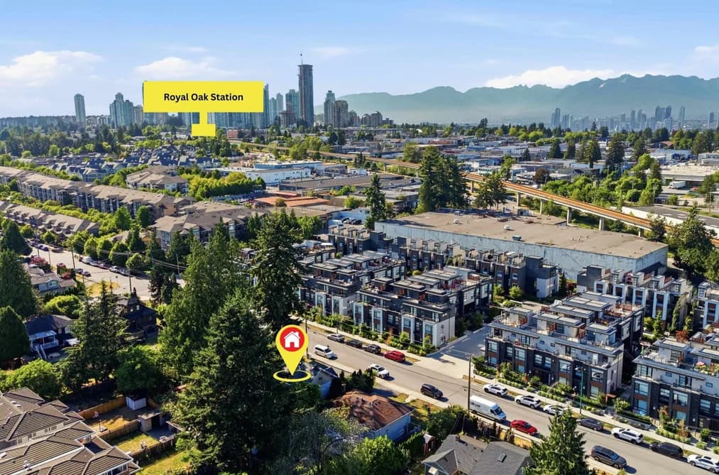 5990 IRMIN STREET, Burnaby, BC — Residential for Sale - Photo 2