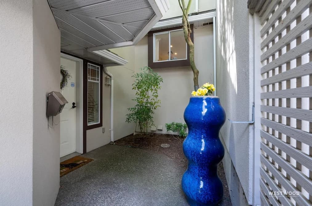6 58 RICHMOND STREET, New Westminster, BC — Residential for Sale - Photo 2