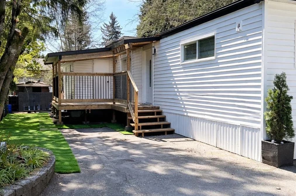 6 6571 KING GEORGE BOULEVARD, Surrey, BC — Residential for Sale - Photo 2
