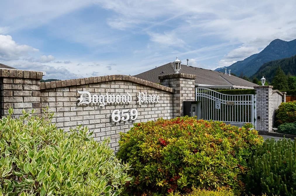 6 659 DOUGLAS STREET, Hope, BC — Residential for Sale - Photo 2