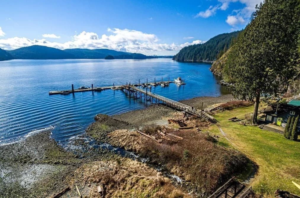 6 BRIGHTON BEACH, North Vancouver, BC — Residential for Sale - Main Photo