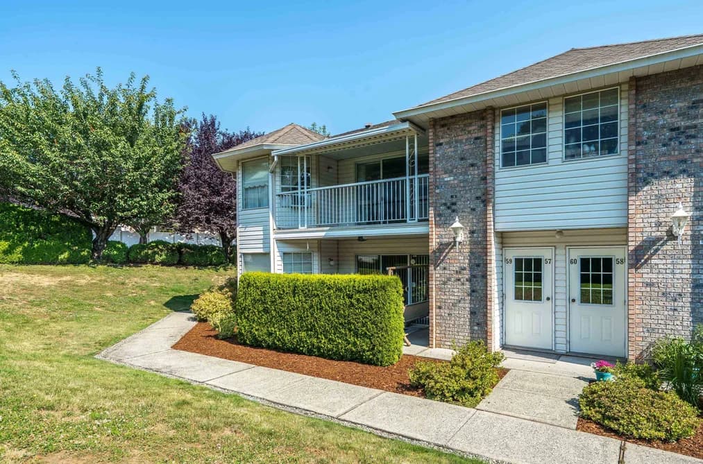 60 2938 TRAFALGAR STREET, Abbotsford, BC — Residential for Sale - Photo 2
