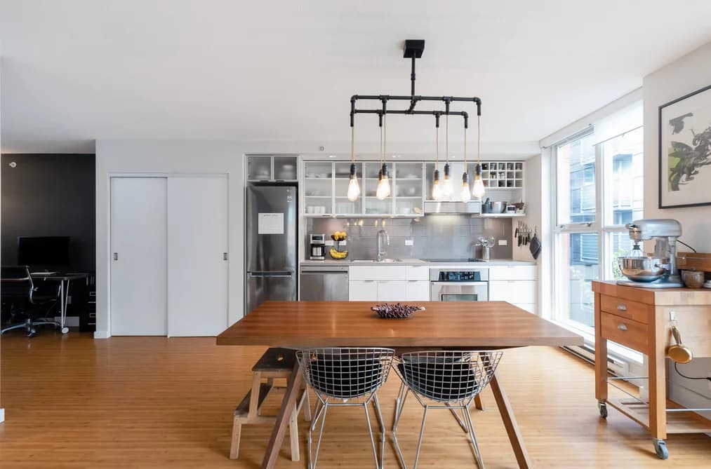 601 168 POWELL STREET, Vancouver, BC — Residential for Sale - Main Photo
