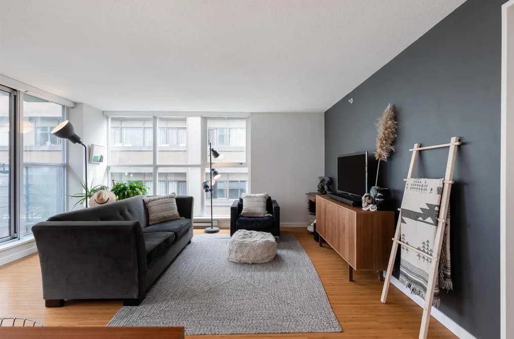 601 168 POWELL STREET, Vancouver, BC — Residential for Sale - Photo 2
