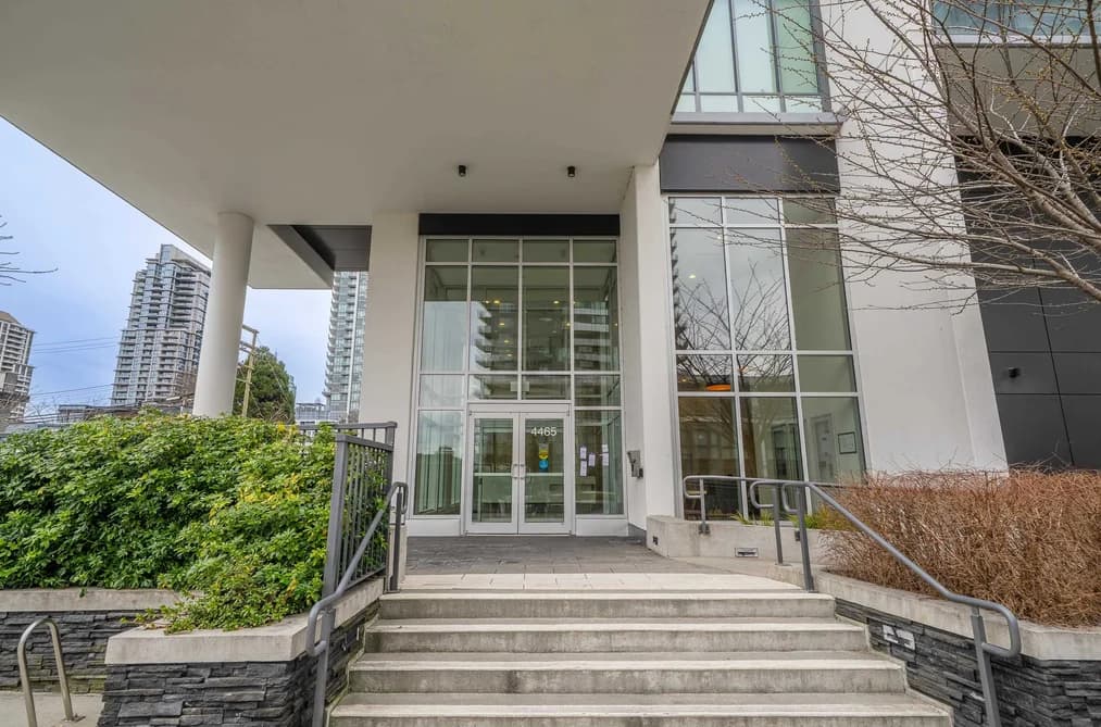 601 4465 JUNEAU STREET, Burnaby, BC — Residential for Sale - Photo 2