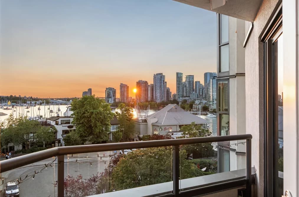 601 456 MOBERLY ROAD, Vancouver, BC — Residential for Sale - Main Photo
