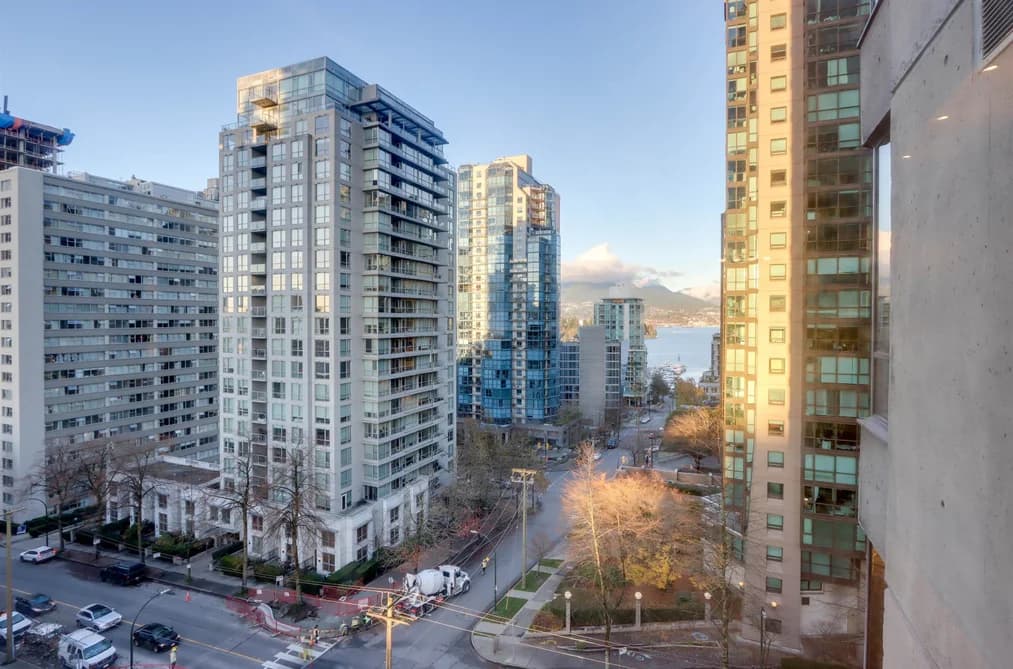 601 738 BROUGHTON STREET, Vancouver, BC — Residential for Sale - Main Photo