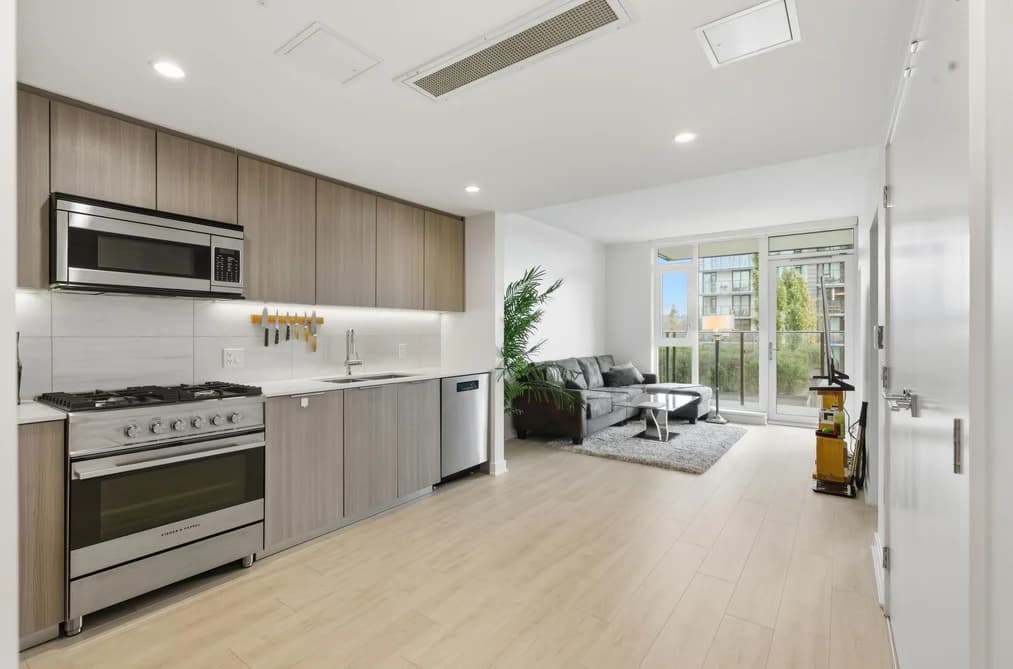 602 1401 HUNTER STREET, North Vancouver, BC — Residential for Sale - Photo 2